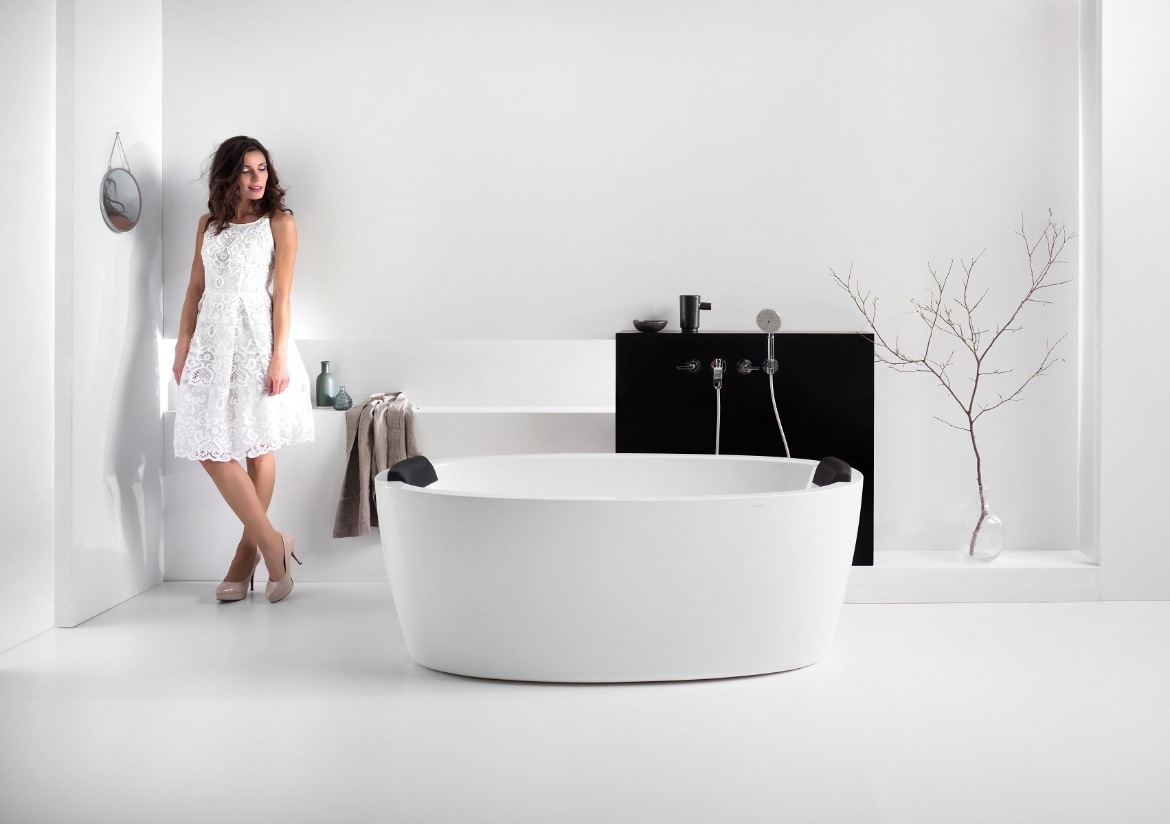 Comfort Black Bath Headrest by Aquatica