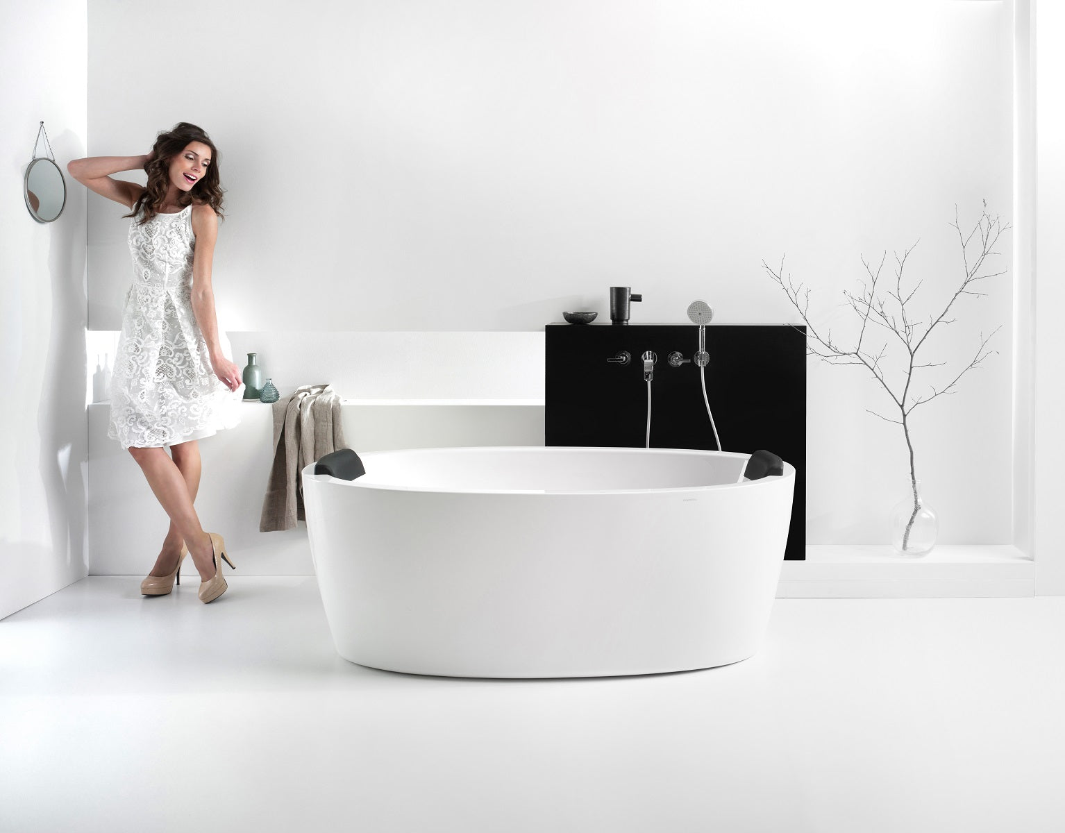 Comfort Black Bath Headrest by Aquatica